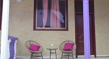 Dalma Zambarau Lodge