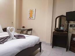 Qhkl Hotel