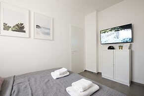 AirTLV Comfortable 3 BDRM in Old North