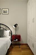 Newly Renovated 1BDR Apt Old Shanghai