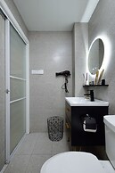 Newly Renovated 1BDR Apt Old Shanghai