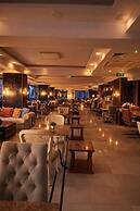 Lion Park Suites & Residence Hotel