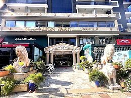 Lion Park Suites & Residence Hotel