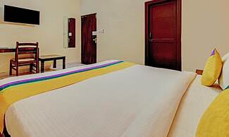 Itsy Hotels Royal Monarch