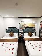 Golden Hotel