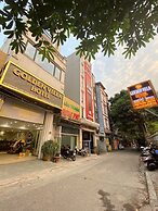 Golden Hotel