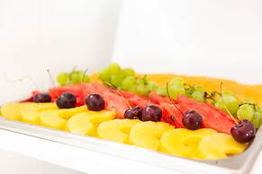 Sersale Suites