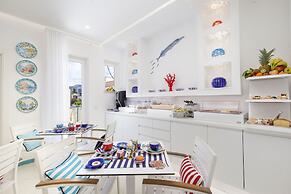 Sersale Suites