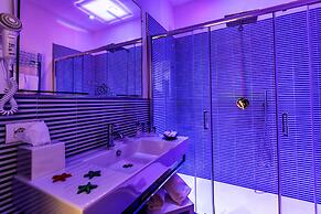 Sersale Suites