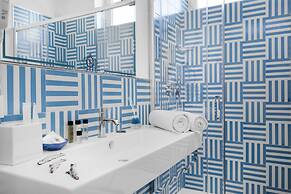 Sersale Suites