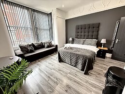 Reads Luxury Apartments