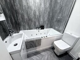 Reads Luxury Apartments