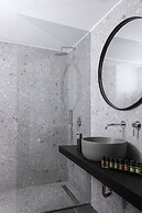 Azur Suites