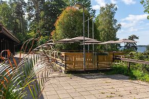 Kallhällsbaden Vandrarhem - Hostel