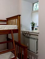 Friends Forever - Hostel
