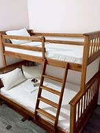 Friends Forever - Hostel