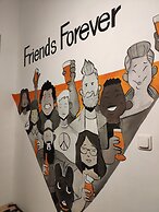 Friends Forever - Hostel