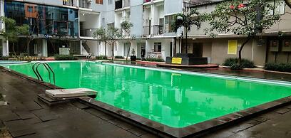Homey 2BR Apartment at Paragon Village