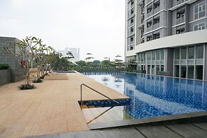 Comfy Studio Ciputra International Apartment