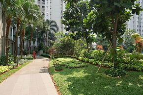 Spacious 2BR Green Bay Pluit Apartment