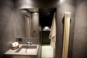 Casa Nostra Luxury Suites