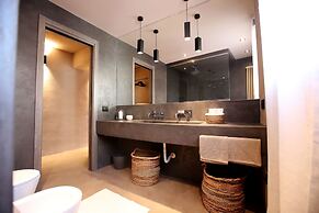Casa Nostra Luxury Suites