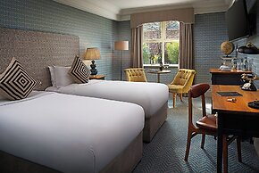 Schoolhouse Hotel
