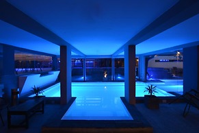 Piazza Hotel