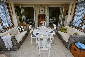 Halwell Lodge