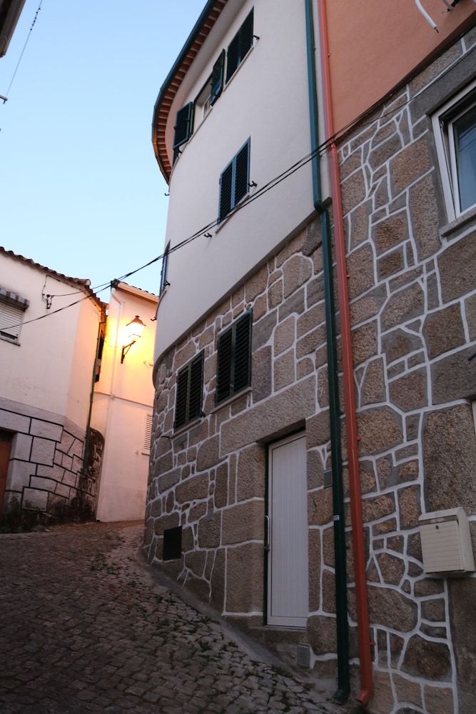 Casa Cimo de Vila