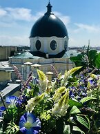 Nevsky Capsule Hotel