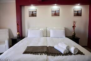Joy Guesthouse Mabote