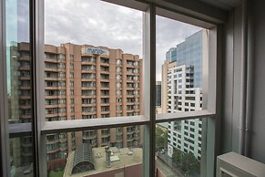 City Living At Best Location In Melbourne