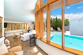 Villa Ixia