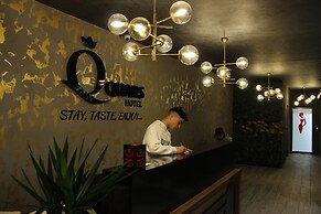 Quars Suite