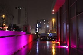 Quars Suite
