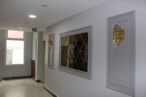 Quars Suite