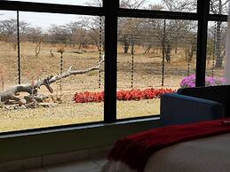 Crimson Bush Lodge
