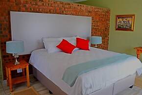Crimson Bush Lodge