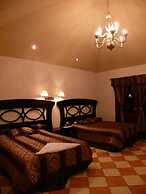 Hotel Loma Real Inn
