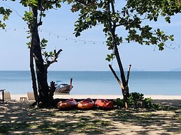 Koh Jum Delight Beach