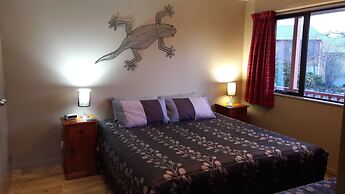 Serenity Motel