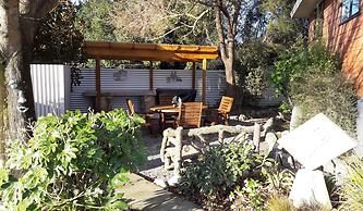Serenity Motel