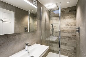 The Lodge Rooms @ Carus Green