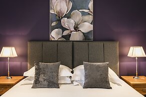 The Lodge Rooms @ Carus Green