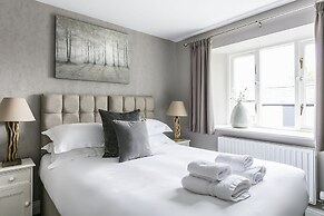 The Lodge Rooms @ Carus Green