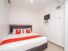 OYO 44093 Vrm Hotel