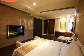 Hip Spa Motel