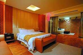 Hip Spa Motel