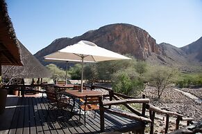 Khowarib Lodge